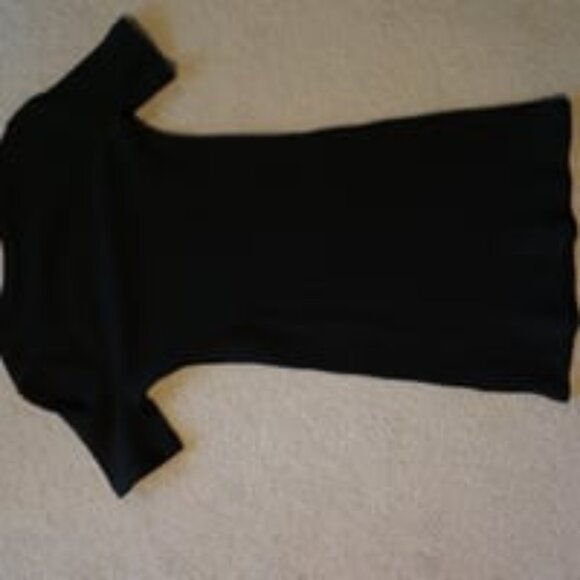 Black mini dress - Picture 2 of 3